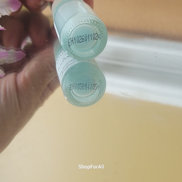 Earth Harbor Celestine Filling & Plumping Serum 🆕 - Picture 2 of 4